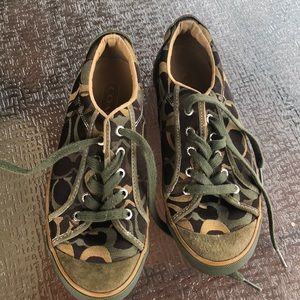 Coach vintage sneakers size 8